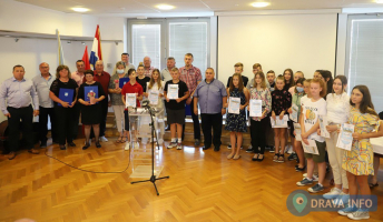 1 naslovna slika